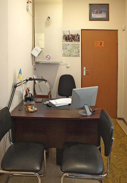 Niko Hostel Lviv Exterior photo